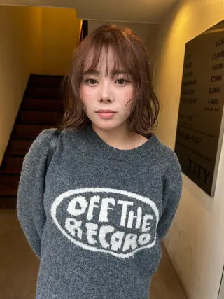 ショート カラー hen所属・心斎橋/レイヤー/ ブリーチ/モエのヘアスタイル