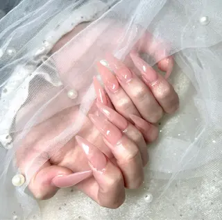 ネイル ガールネイルサロン所属・ガール ネイルサロン Girl salonのネイルデザイン