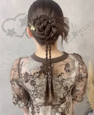 Lino所属・KANA 駐車場ありお子様歓迎のマツエク・マツパデザイン