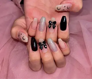 ネイル 𝐁𝐞𝐥𝐥 𝐦𝐞のネイルデザイン