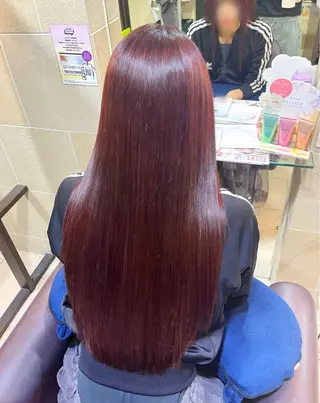 ロング カラー CLOVER新田辺所属・石賀 早紀のヘアスタイル