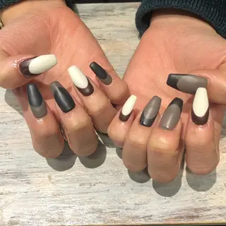 ネイル crestnail所属・小林 束紗のネイルデザイン