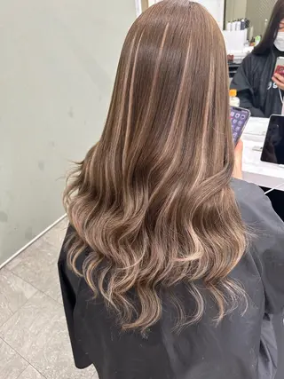 ロング プルエクステ/カラー ⭐️KIR̋Aのヘアスタイル