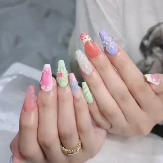 ネイル Lenie Nail Salonのネイルデザイン