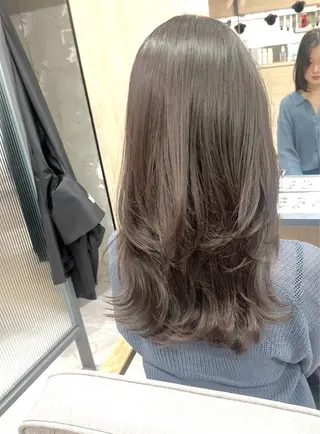 セミロング 鳳／美容室 chinaのヘアスタイル