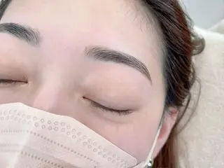 アイブロウ ｉ Ayanaのマツエク・マツパデザイン