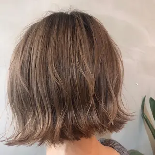 ショート カラー ヘアアレンジ 仲間 菜々世のヘアスタイル