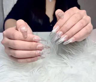 ネイル Hi Beauty 渋谷(ネイル、ハイパーナイフ6、脂肪れいきゃく、マッサージ＆エステサロン)所属・Hi beauty 渋谷のネイルデザイン