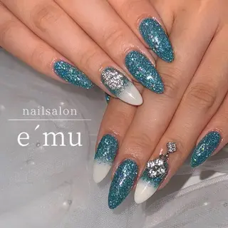 ネイル nailsalon e´muのネイルデザイン