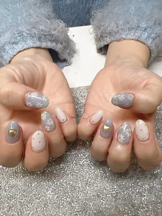 ネイル Guarendo錦糸町店所属・ガレンドウ 白澤 愛子のネイルデザイン