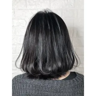 ショート カラー KIZU 髪質改善 怪談を語る美容師のヘアスタイル