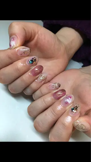 ネイル アンドルーチェ スクールの眉毛・アイブロウイメージ