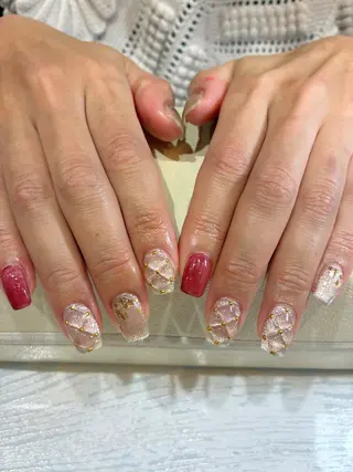 ネイル Nest 岩崎のネイルデザイン