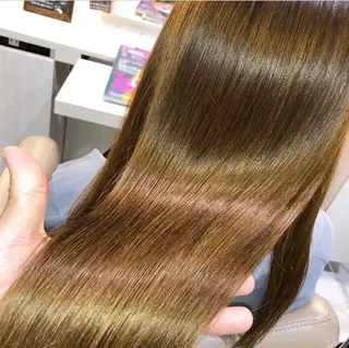 ロング パーマ 安井　昴 💫ブリーチ縮毛矯正のヘアスタイル