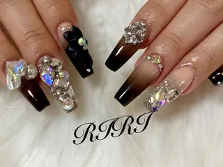 ネイル riri オーナーのネイルデザイン