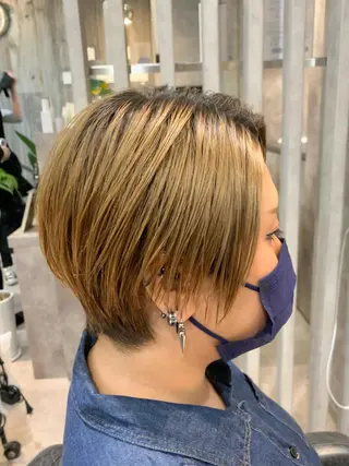 ショート B E C H I C O〔べち子〕のヘアスタイル