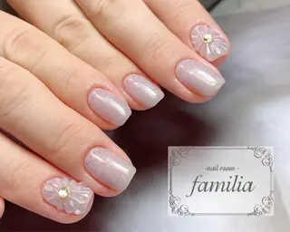 ネイル -nailroom- familiaのネイルデザイン