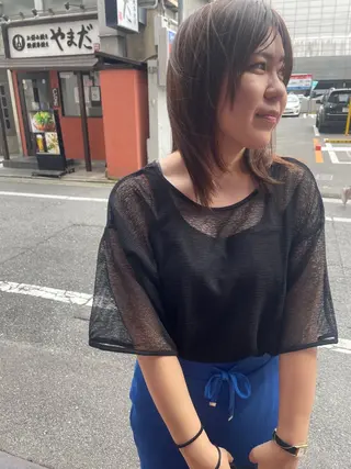 セミロング さの あやねのヘアスタイル