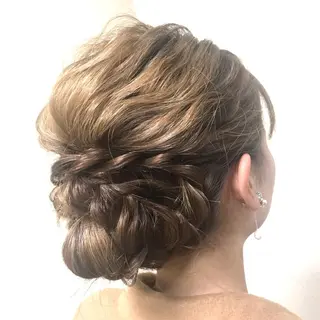 ヘアアレンジ 透明感カラー・ 髪質改善🩵イケダのヘアスタイル