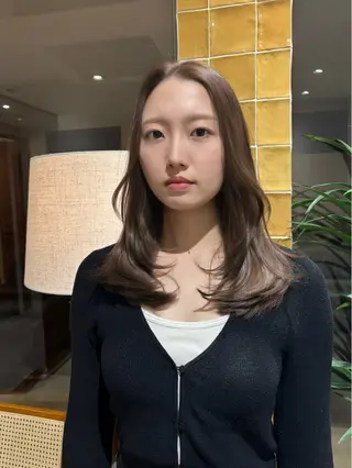 セミロング カラー 透明感✨女性特化💙 chihiroのヘアスタイル