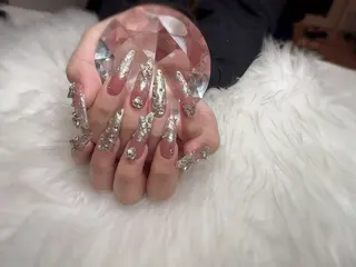 ネイル Nail & Divination Salon Splendore所属・齋藤 千聖のネイルデザイン