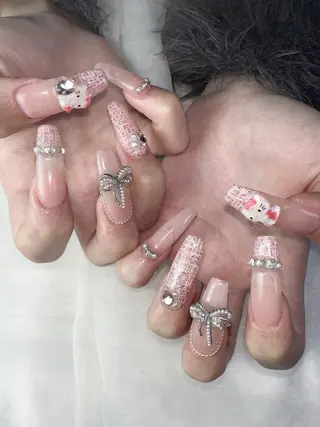 ネイル うにゃねいる🌷 Mayaのネイルデザイン