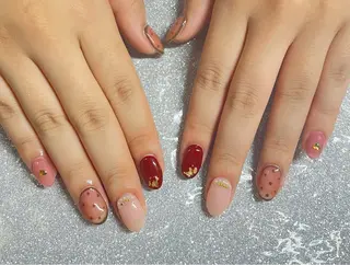 ネイル VIERU 🌈🎀💖のネイルデザイン