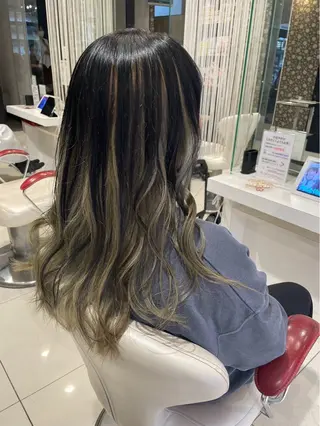 ロング カラー ヘアアレンジ ハイトーンブリーチ有 ブリーチ無しお任せのヘアスタイル