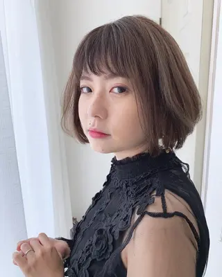 ショート カラー fio マナミのヘアスタイル