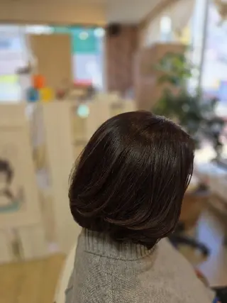 ミディアム 田中 牧子のヘアスタイル