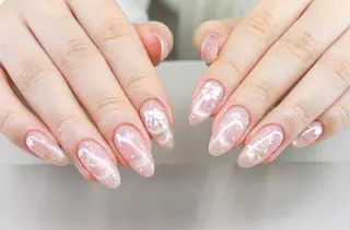 ネイル AngelChris ビューティーサロンのネイルデザイン