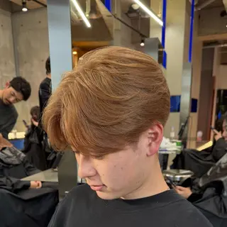 カラー メンズ ミルクティーベージュ /sara💛のヘアスタイル