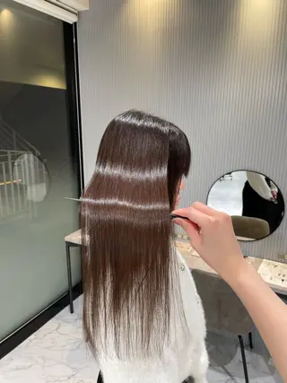 ロング RAF Sakuraのヘアスタイル