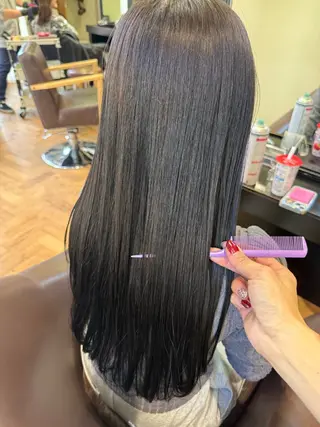 ロング カラー 溝口 槙里也のヘアスタイル