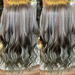 セミロング カラー 👑派手髪/カット 👑ANRYのヘアスタイル