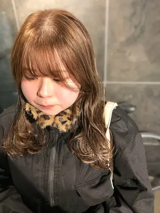 セミロング カラー ヘアアレンジ ainico+所属・メンズ特化✂️栗原 侑也のヘアスタイル