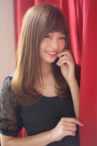 セミロング This所属・🟦髪質改善6年 💊YAMAMOTOのヘアスタイル