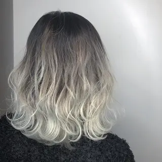 ショート カラー 髪質改善 カラー専門店のヘアスタイル