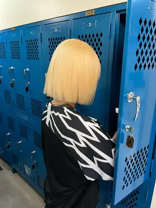 ショート カラー 無料カット/ハイ トーンカラー/きらのヘアスタイル