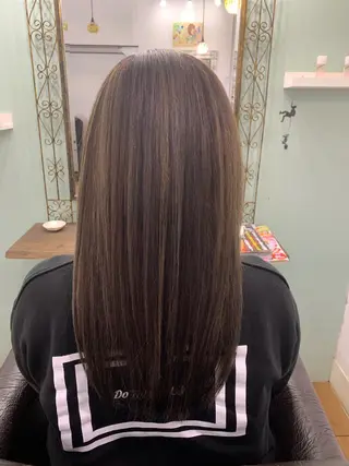 ロング カラー R ri R takagiのヘアスタイル