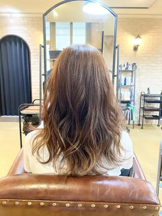 ロング カラー 髪質改善 ヒデのヘアスタイル