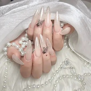 ネイル M2beauty Renaのネイルデザイン