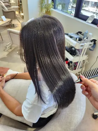 セミロング カラー 【縮毛矯正/髪質改善 カラー】yumiのヘアスタイル