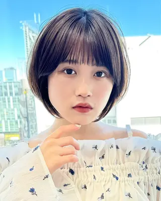 ショート カラー 💍新宿ショート 💍岩田莉奈のヘアスタイル