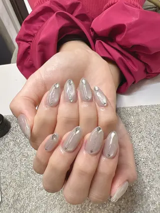 ネイル Guarendo錦糸町店所属・ガレンドウ 白澤 愛子のネイルデザイン