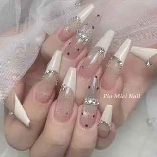 ネイル HANA 長さだしのネイルデザイン