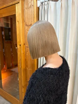 カラー まろみ暖色×ボブ ×chia🕯のヘアスタイル