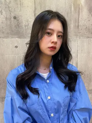 ロング カラー 竹内 春奈のヘアスタイル