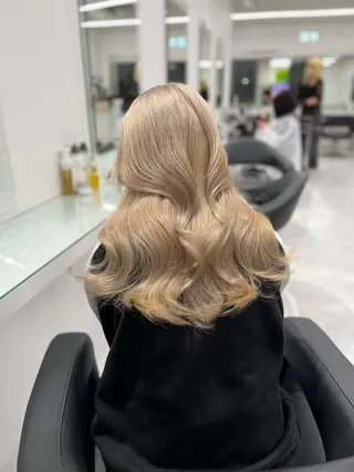 セミロング カラー ヘアアレンジ メンズ ♡ 𝐑𝐈𝐎♡のヘアスタイル