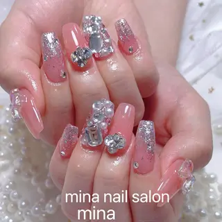 ネイル queens nailsalonのネイルデザイン